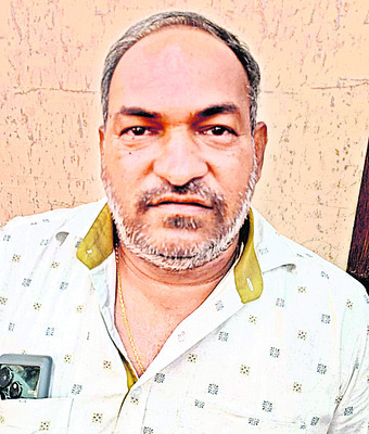 మురికి కాల్వలు అస్తవ్యస్తం
2