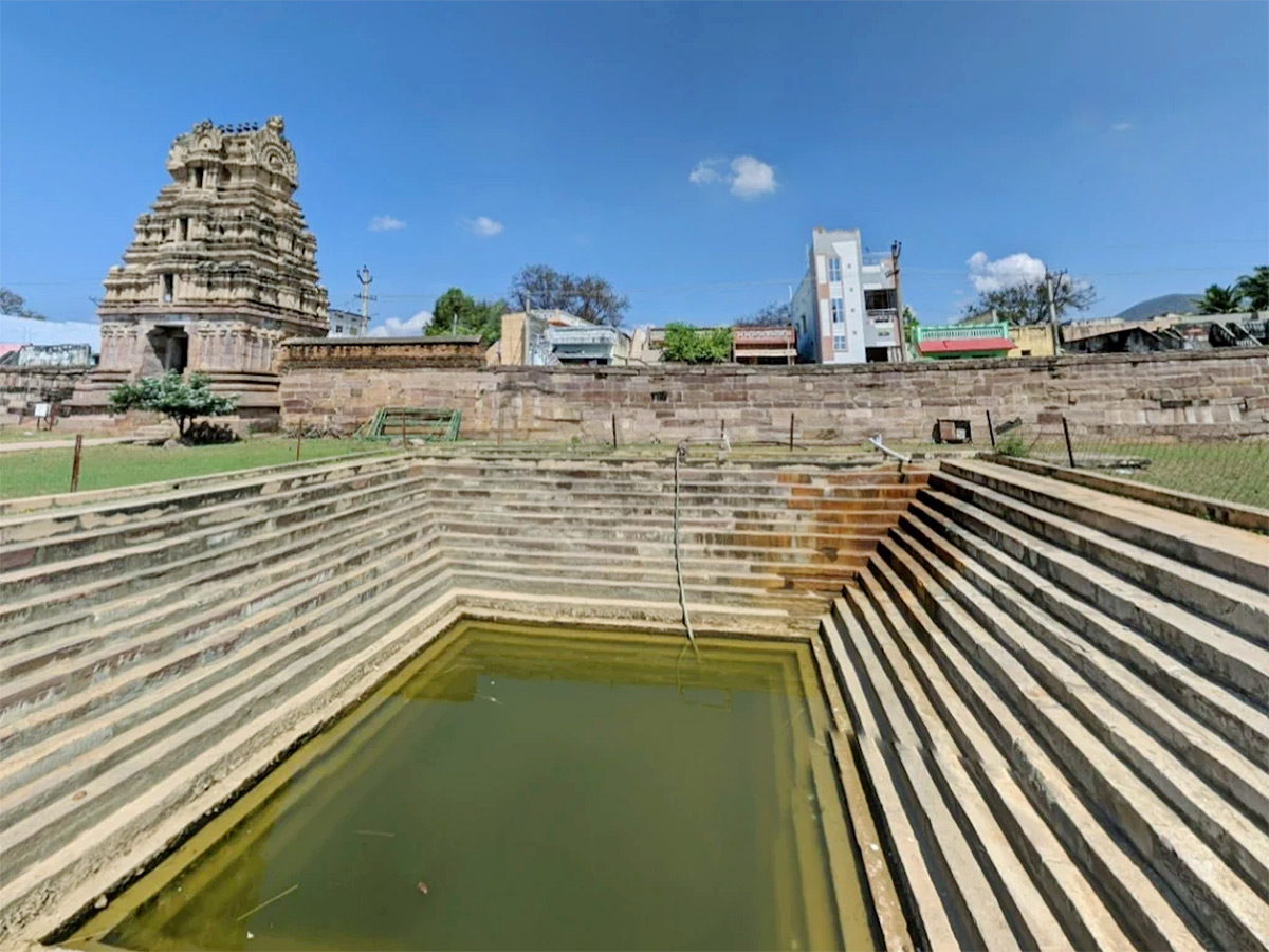 Devotional : Sri Sowmyanatha Swamy Temple Nandalur Photos 11
