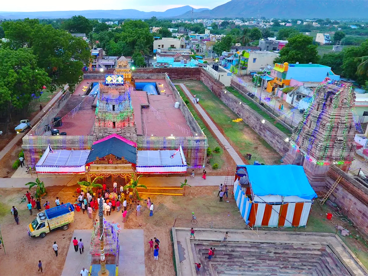 Devotional : Sri Sowmyanatha Swamy Temple Nandalur Photos 13