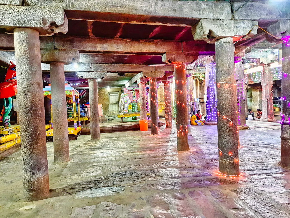 Devotional : Sri Sowmyanatha Swamy Temple Nandalur Photos 3