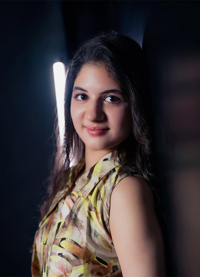 Tollywood Entry Harshaali Malhotra Akhanda 2 Movie Photos19