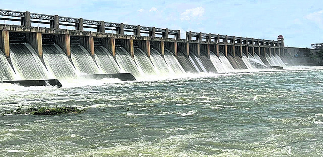 తుంగభద్ర వరద యథాతథం 1
