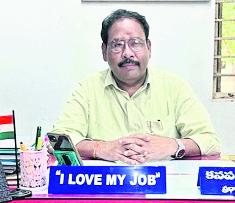 పారాలీగల్ వలంటీర్లుగా నమోదు చేసుకోవాలి
3
