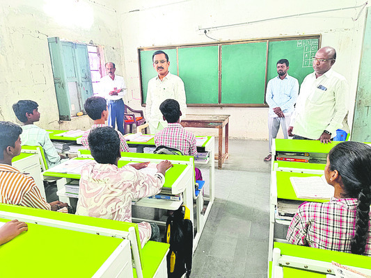 ఆయిల్పామ్తో బోలెడు లాభాలు 1