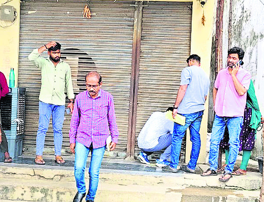 విద్యుత్శాఖలో అన్మ్యాన్ డిస్ట్రిబ్యూషన్ వర్కర్లకు భ2