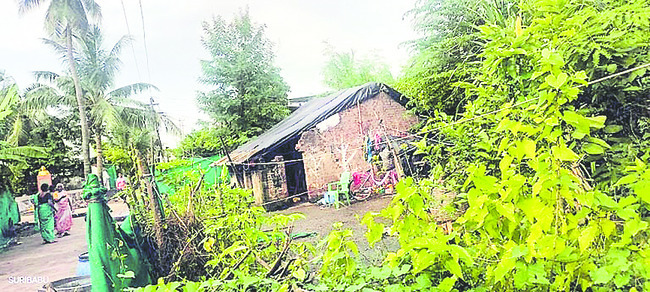 విద్యుదాఘాతంతో ఇద్దరి మృతి1
