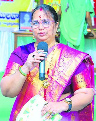 దేశ నలుమూలల నుంచి హాజరు
1