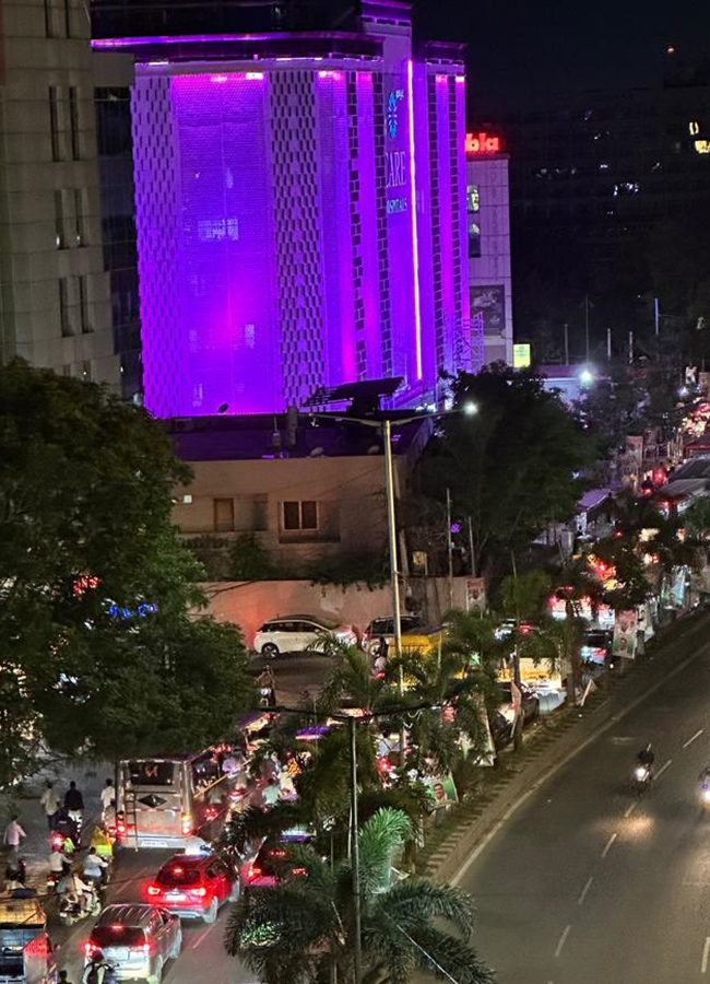 Heavy Traffic Jam in Hyderabad Photos9