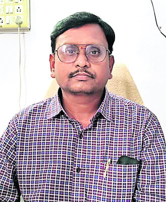 పేరుకుపోతున్న చెత్తాచెదారం2