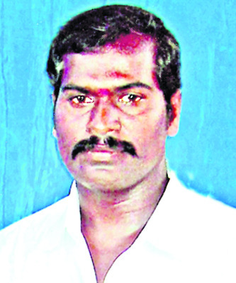 నష్టాల ఊబిలో మామిడి రైతు1