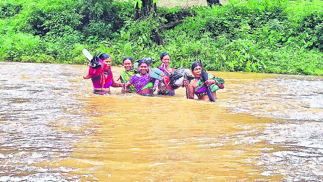 నదిని దాటాల్సిందే..!1