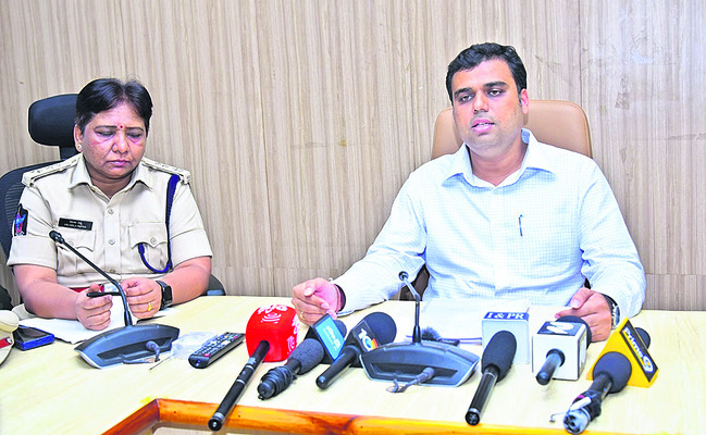 లోక్ అదాలత్లో 10,089 కేసుల పరిష్కారం1