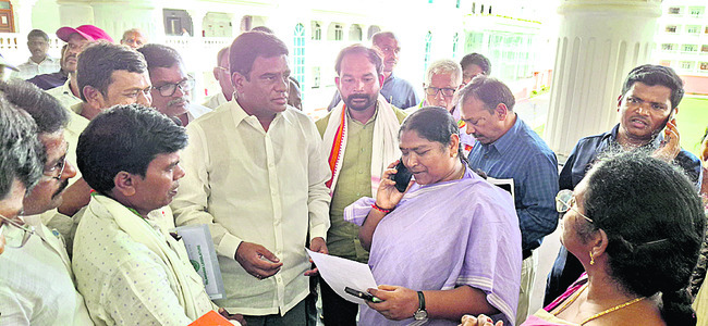 మంత్రులను కలిసిన ఎమ్మెల్సీ1