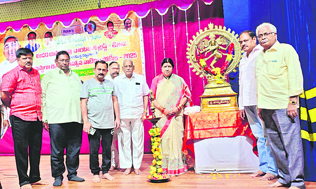 రాష్ట్రస్థాయి నాటికల పోటీలు ప్రారంభం 1