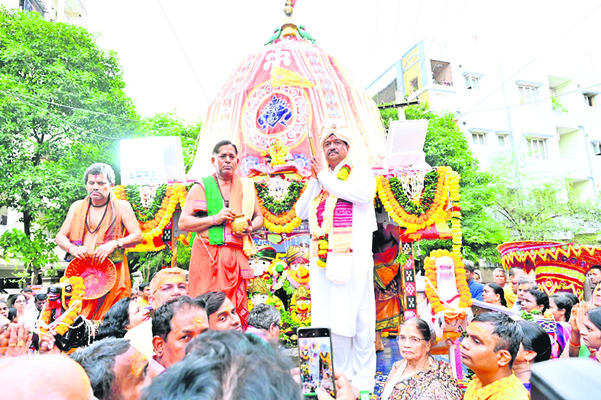 ఘనంగా జగన్నాథుని తిరుగు యాత్ర 1