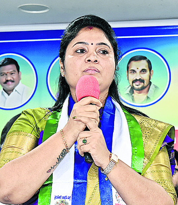 త్రికరణశుద్ధితో ఇచ్చిన హామీలు 1