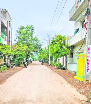 బిల్లులు రాక.. పనులు సాగక 1