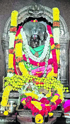 అలంపూర్ ఆలయాల్లో..
1