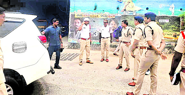 ప్రణాళికాబద్ధంగా ట్రాఫిక్ క్రమబద్ధీకరించండి 1