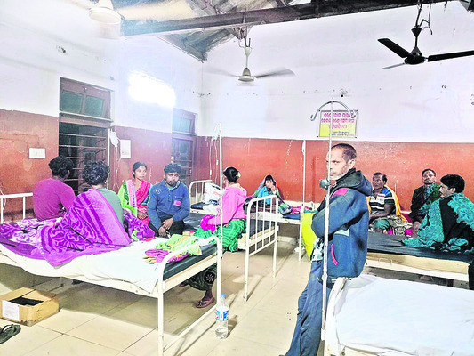 మాజీ మంత్రి జాదవ మజ్జికి ఘన నివాళులు 1