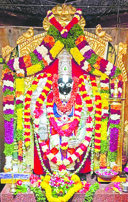 భక్తజన సంద్రం.. వైకుంఠపురం2