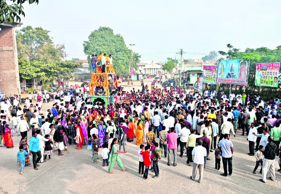 ఊరి పేరులో భాగమైన రథాలు1