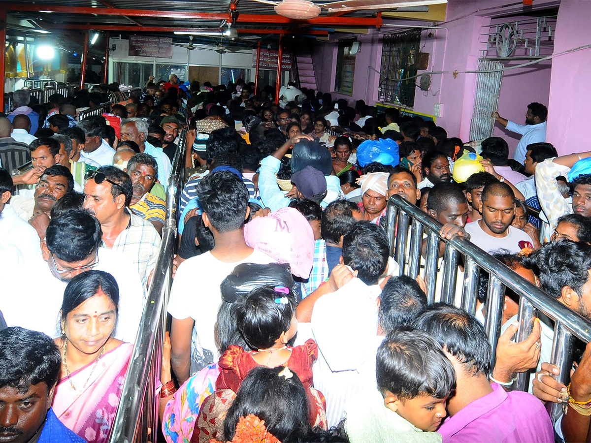 Gugudu Kullai Swamy Temple At Anantapur Photos14