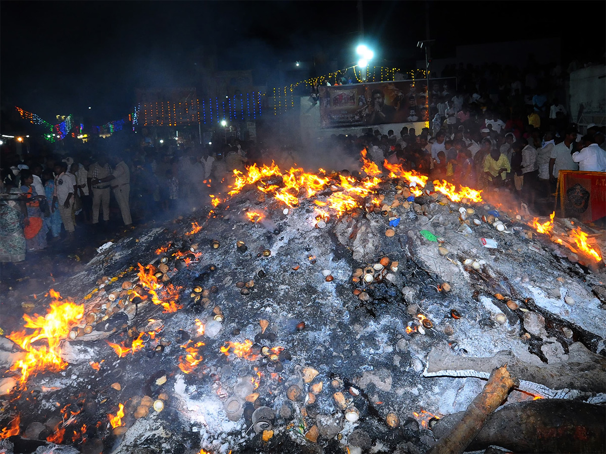 Gugudu Kullai Swamy Temple At Anantapur Photos24