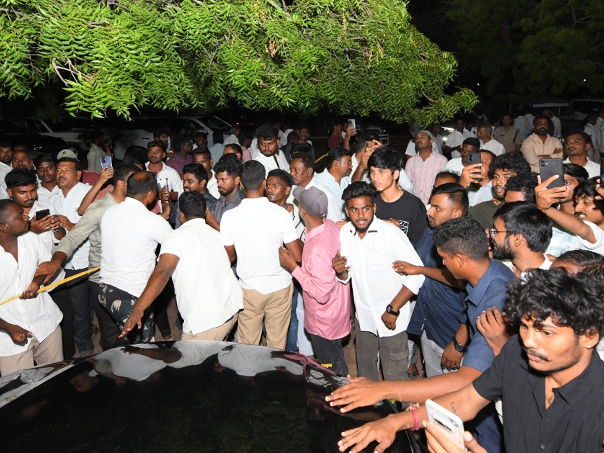 ysrcp president ys jagan mohan reddy pulivendula tour2