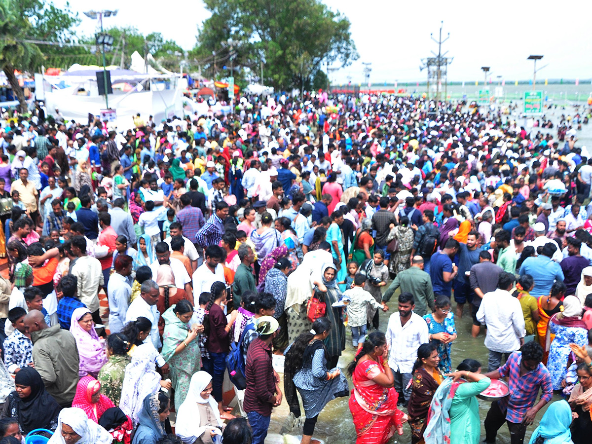 Rottela Panduga in Swarnala Cheruvu Nellore 2025 4