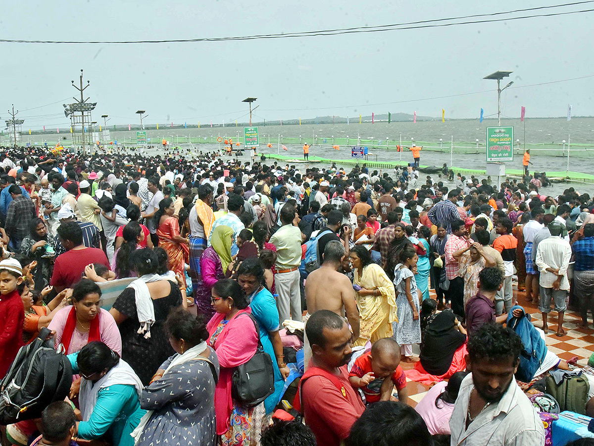 Rottela Panduga in Swarnala Cheruvu Nellore 2025 9
