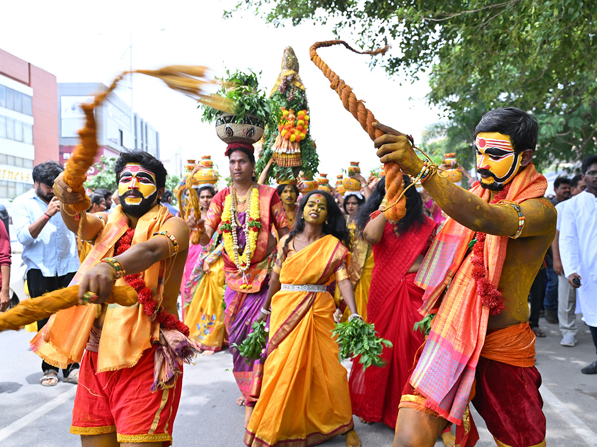 bonalu 2025 festival celebrated in hyderabad10