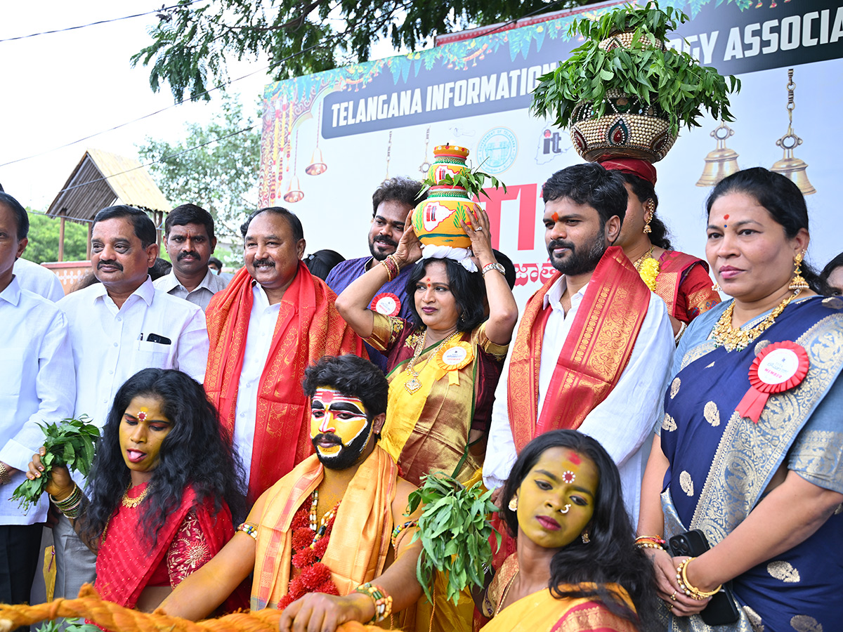 bonalu 2025 festival celebrated in hyderabad5
