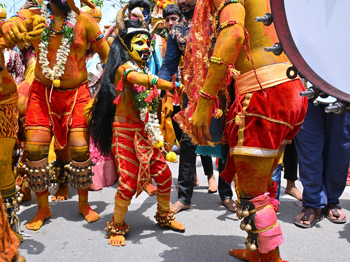 bonalu 2025 festival celebrated in hyderabad7