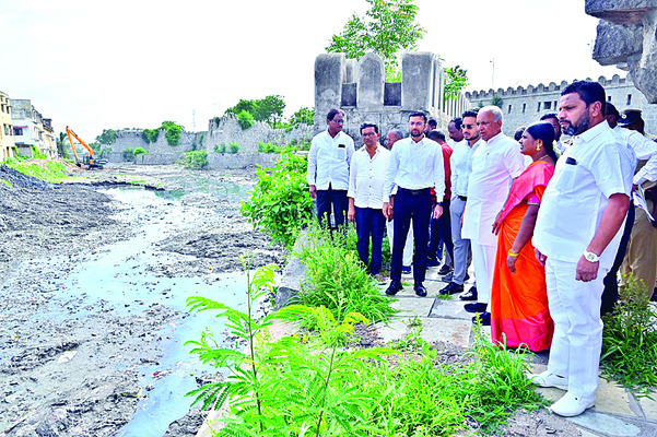 రాజ కాలువల అభివృద్ధికి ప్రాధాన్యత 2