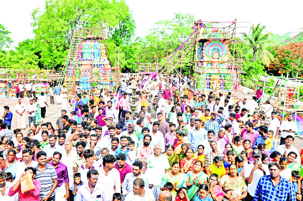 మహా కుంభాభిషేకానికి పోటెత్తిన జనం1