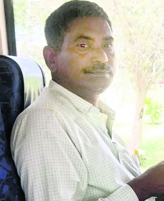 రోడ్డు ప్రమాదంలో తండ్రి మృతి2