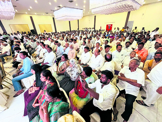 చంద్రబాబు మోసాలను ప్రజల్లోకి తీసుకెళ్దాం1