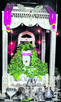 రోడ్డు ప్రమాదంలో వ్యక్తి దుర్మరణం 1