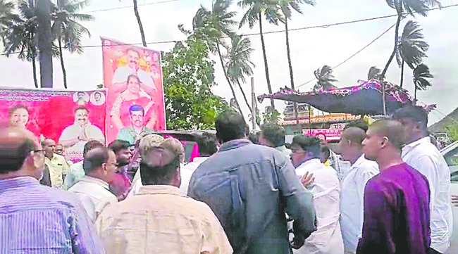 తమ్ముళ్ల కారు కూతలు!1