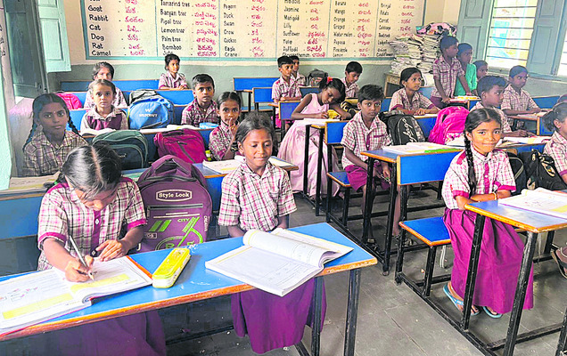 విద్యార్థుల ఆకలి కేకలు! 1