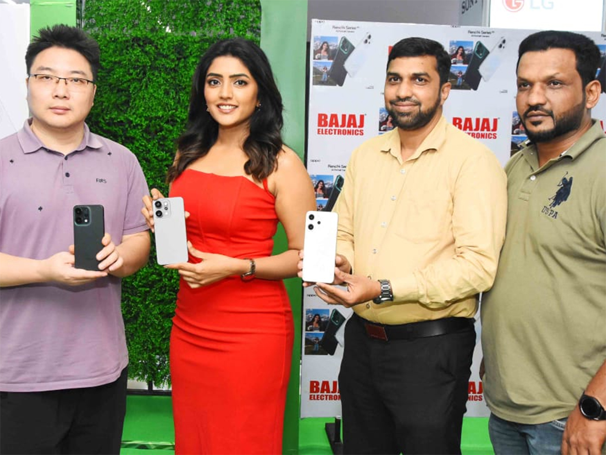 Actress Eesha Rebba Unveils All New OPPO Reno14 Series3