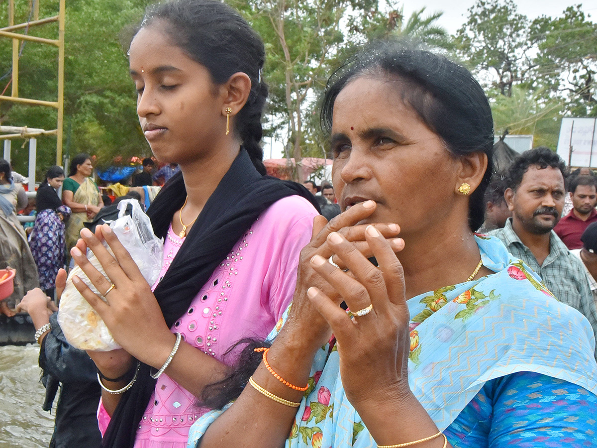 Devotional : Nellore Rottela Panduga 2025 Photos11