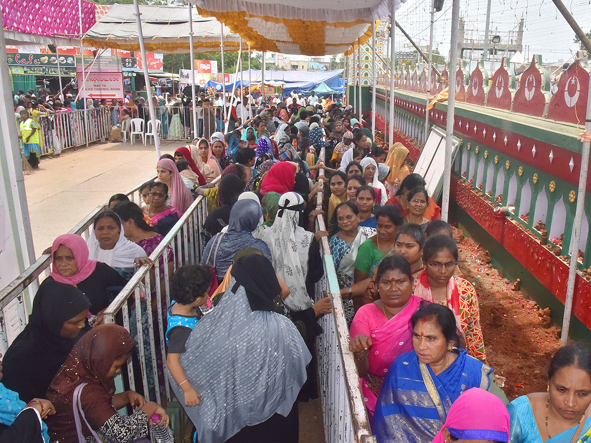 Devotional : Nellore Rottela Panduga 2025 Photos12