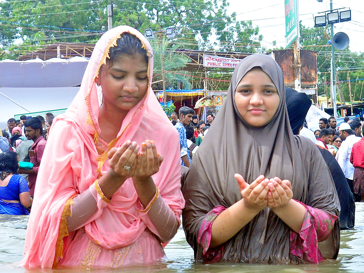 Devotional : Nellore Rottela Panduga 2025 Photos15