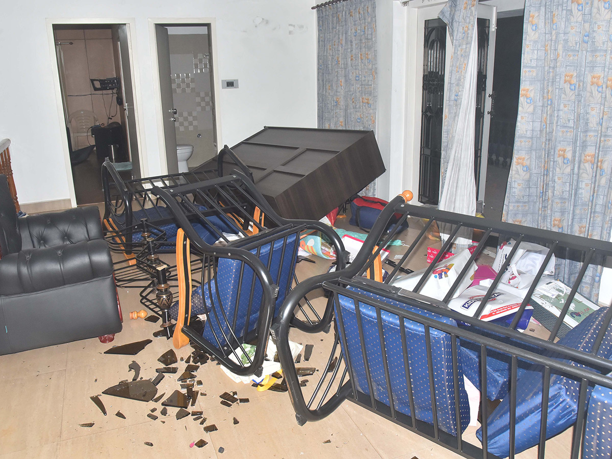 Nallapareddy Prasanna Kumar Reddy Fires On Kutami Over TDP Goons Attack19