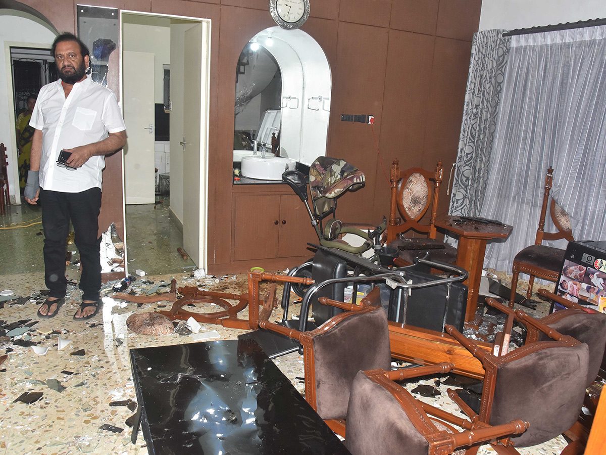 Nallapareddy Prasanna Kumar Reddy Fires On Kutami Over TDP Goons Attack27