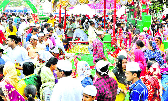 స్వర్ణాల సంబరం1
