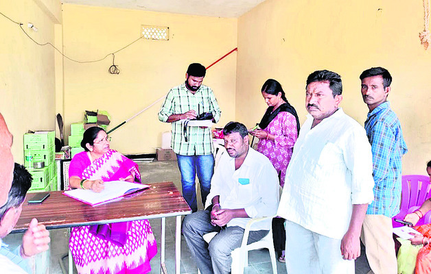 పంటల సాగులో యూరియా తక్కువ వాడాలి1