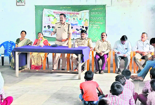 పంటల సాగులో యూరియా తక్కువ వాడాలి2